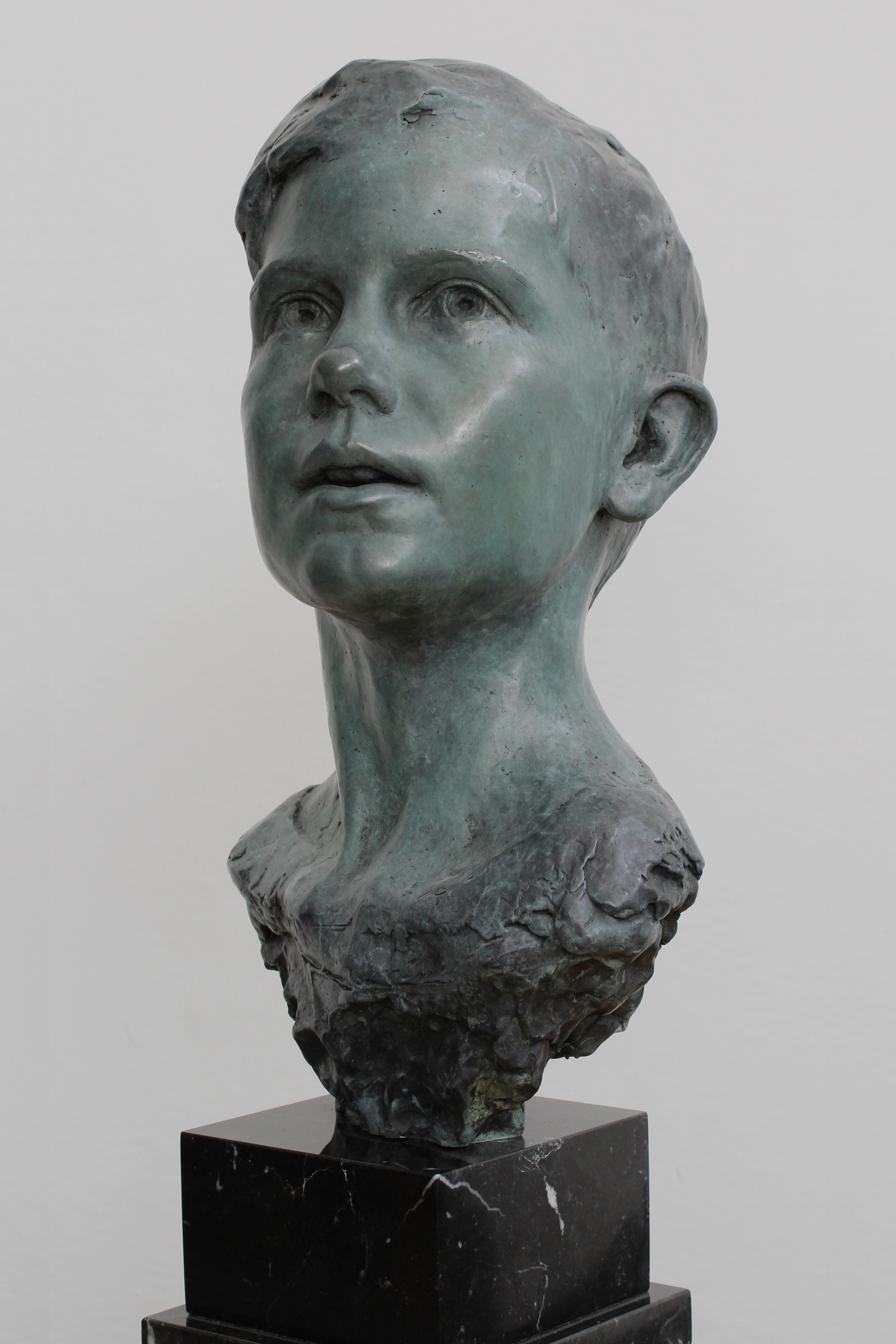 Portrait of a Boy（Bronze）